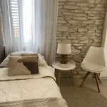 Cozy Seaview Retreat Apartman *