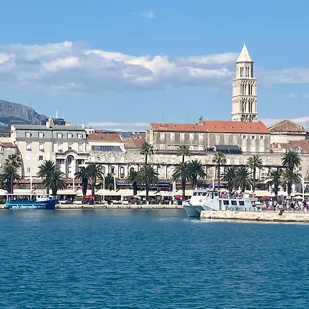 Cozy Seaview Retreat * Split