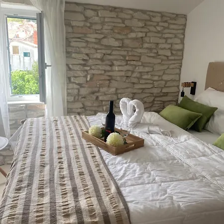 Cozy Seaview Retreat Сплит